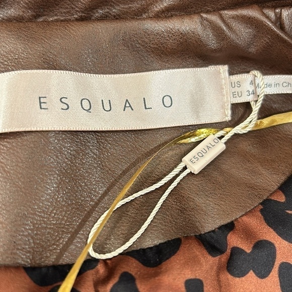 Esqualo Embroidered Vegan Leather Moto Jacket Zipper Detail Size 4 NWT - Picture 13 of 16